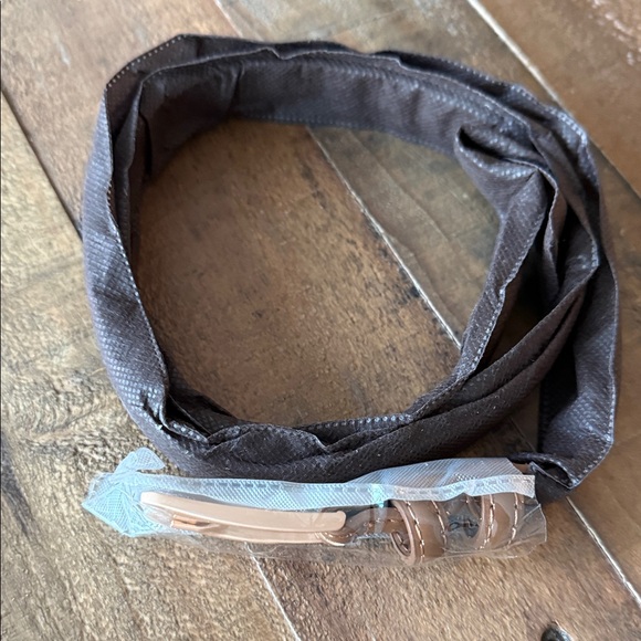 🍃 NEW! Anthro Cognac Leather Belt - Picture 3 of 3